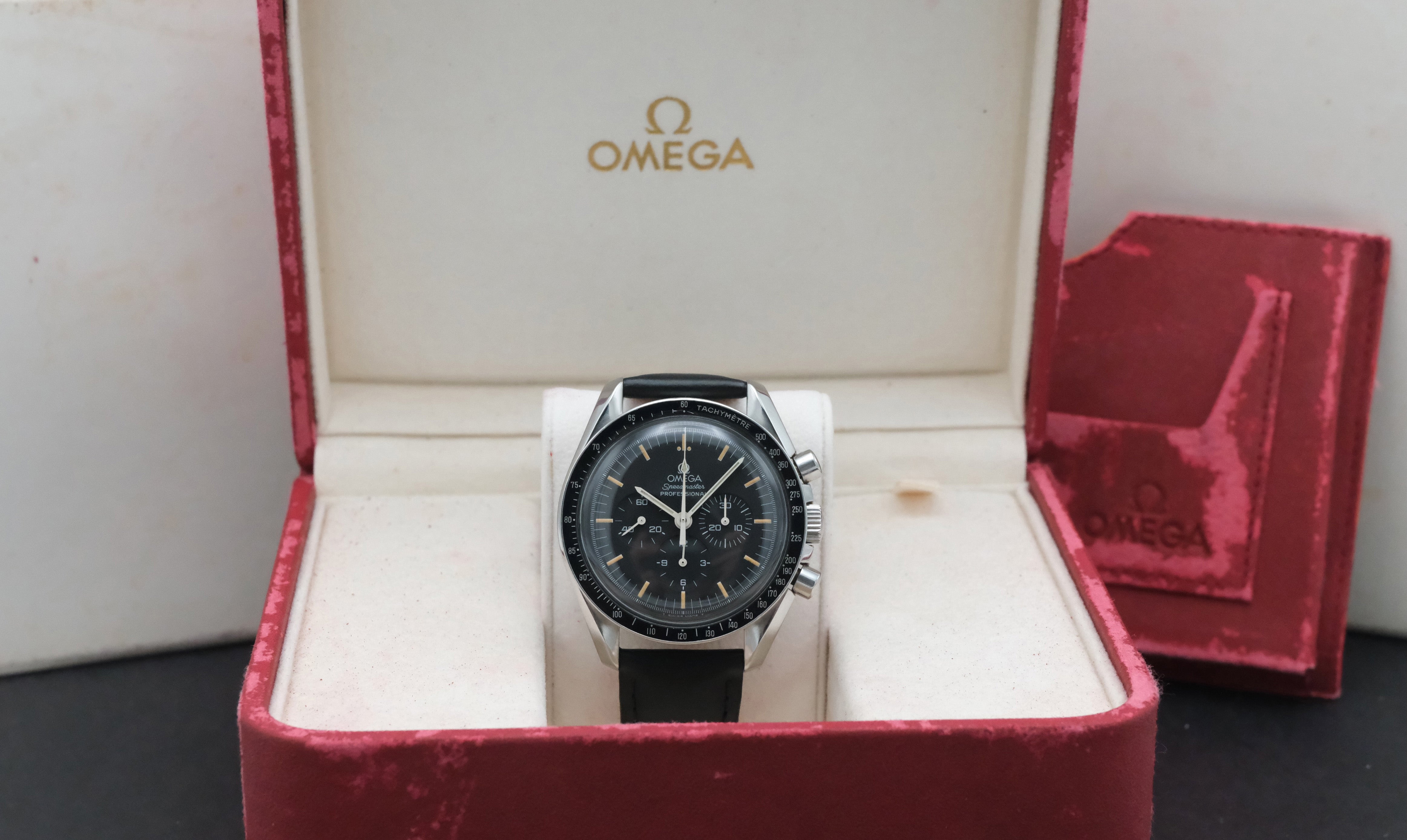 Omega Speedmaster 145.0808 - 1995 - Omega horloge - Omega kopen - Omega heren horloges - Trophies Watches