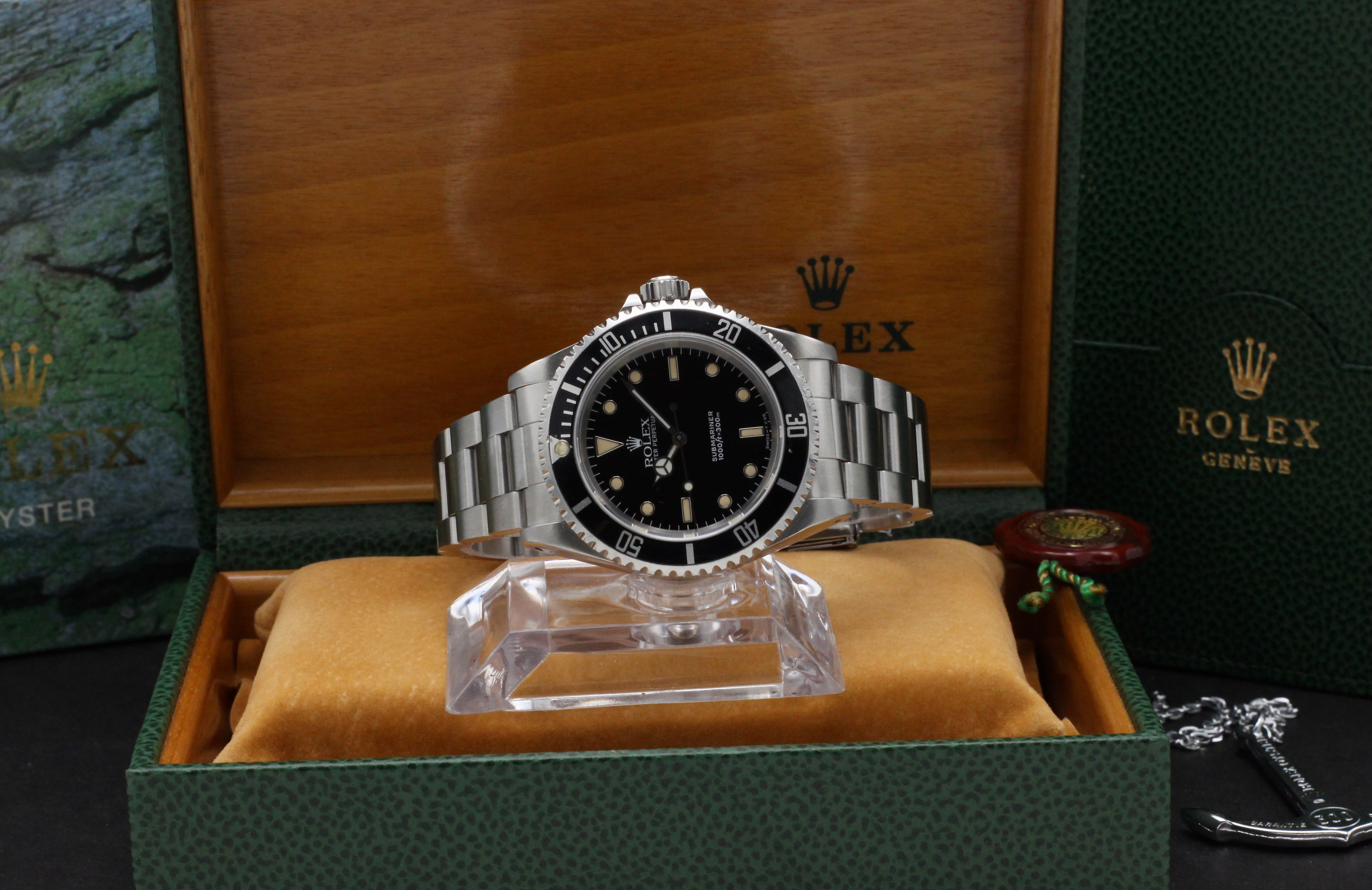 Rolex Submariner 14060 - 1990 - Rolex horloge - Rolex kopen - Rolex heren horloge - Trophies Watches