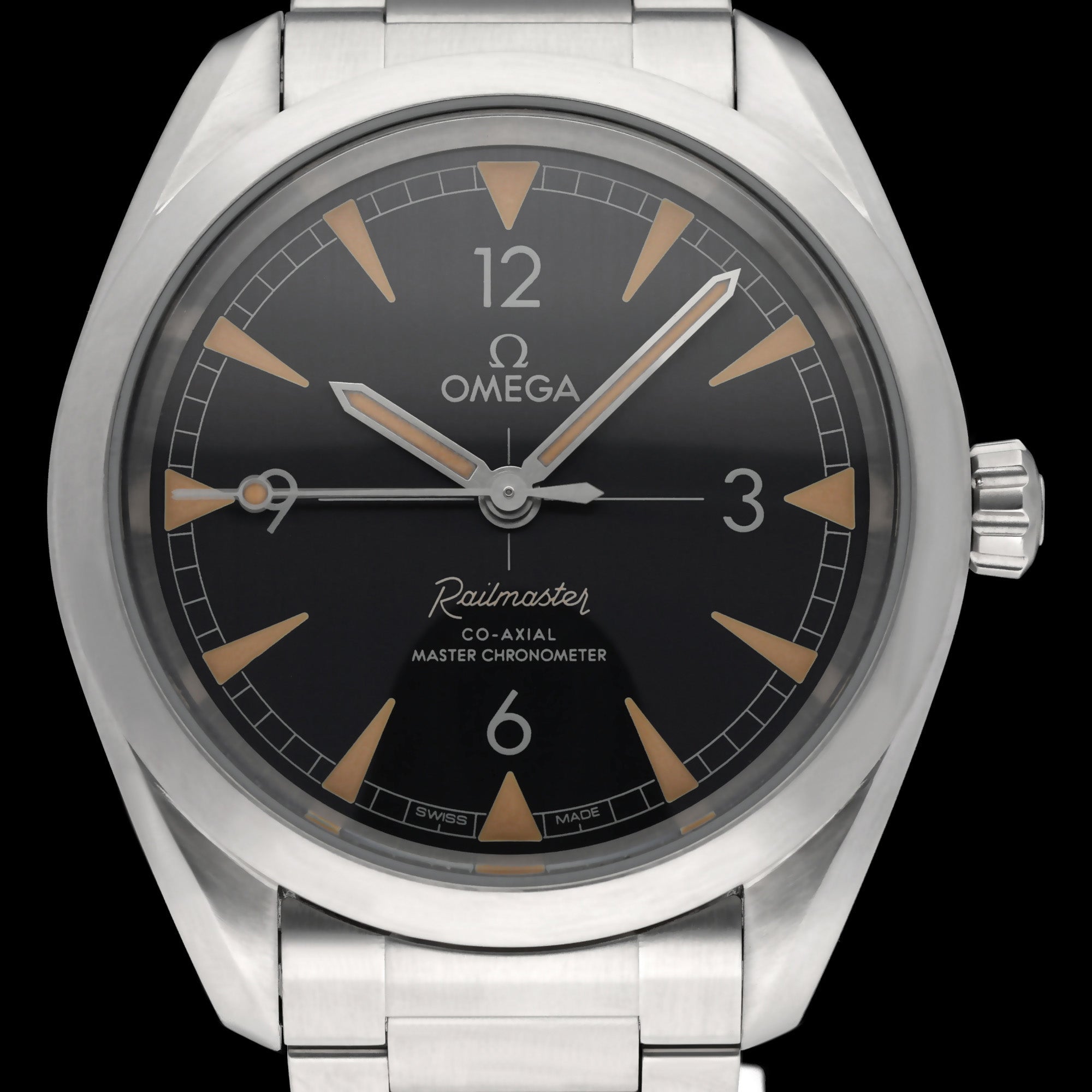 Omega Seamaster Railmaster 220.10.40.20.01.001 - 2021 - Omega horloge - Omega kopen - Omega heren horloge - Trophies Watches