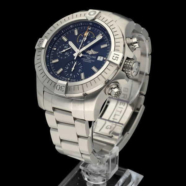 Breitling Avenger A13317 - 2024 - Breitling horloge - Breitling kopen - Breitling heren horloge - Trophies Watches