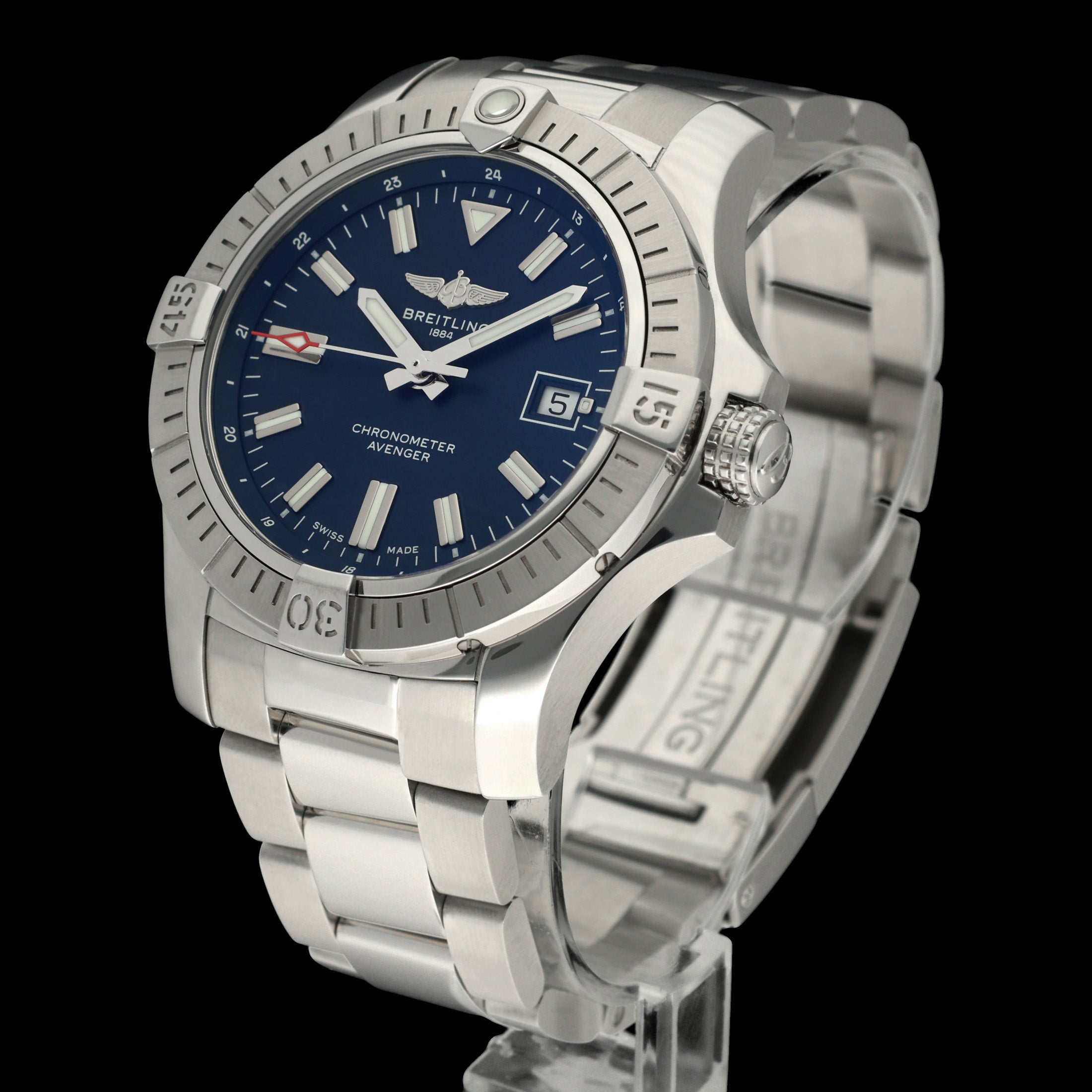 Breitling Avenger A17318- 2021 - Breitling horloge - Breitling kopen - Breitling heren horloge - Trophies Watches