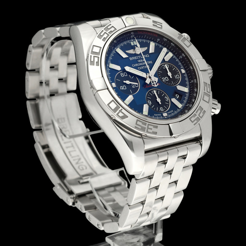 Breitling Chronomat AB0110 - 2020 - Breitling horloge - Breitling kopen - Breitling heren horloge - Trophies Watches