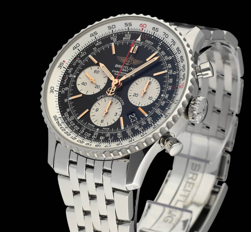 Breitling Navitimer 01 AB0121 - 2021 - Breitling horloge - Breitling kopen - Breitling heren horloge - Trophies Watches