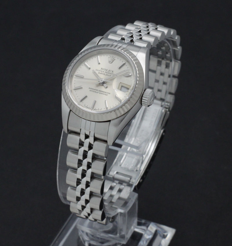 Rolex Oyster Perpetual Lady Datejust 69174 - 1995 - Rolex horloge - Rolex kopen - Rolex dames horloge - Trophies Watches