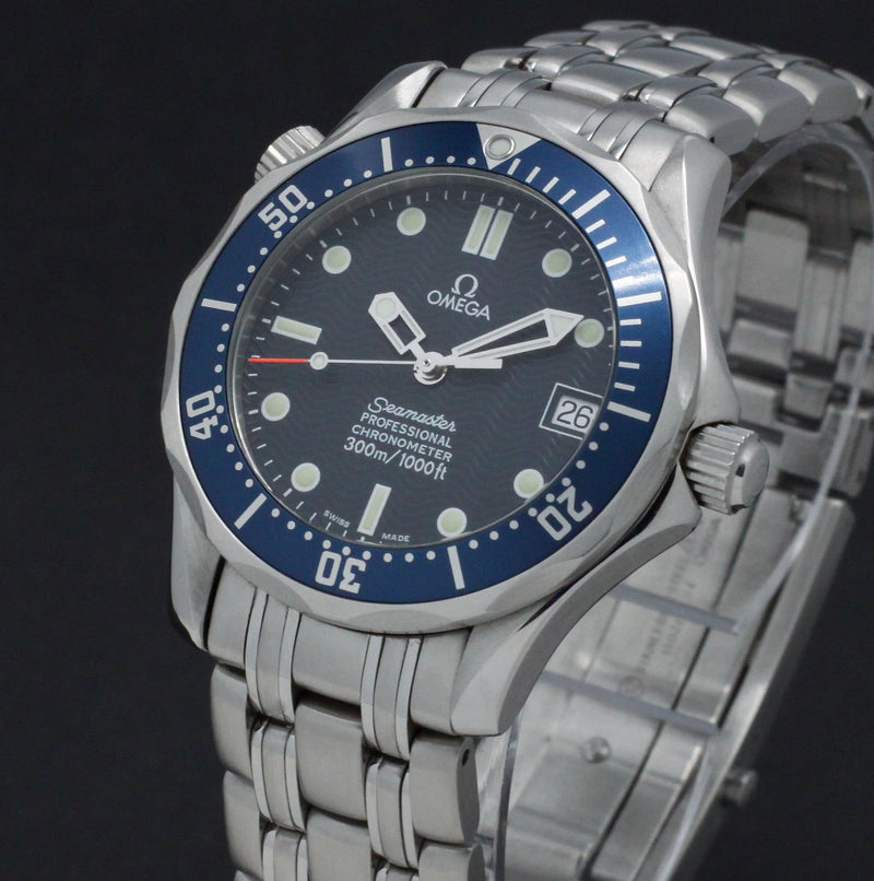 Omega Seamaster Diver 300 M 2551.80.00- 2002 - Omega horloge - Omega kopen - Omega heren horloge - Trophies Watches