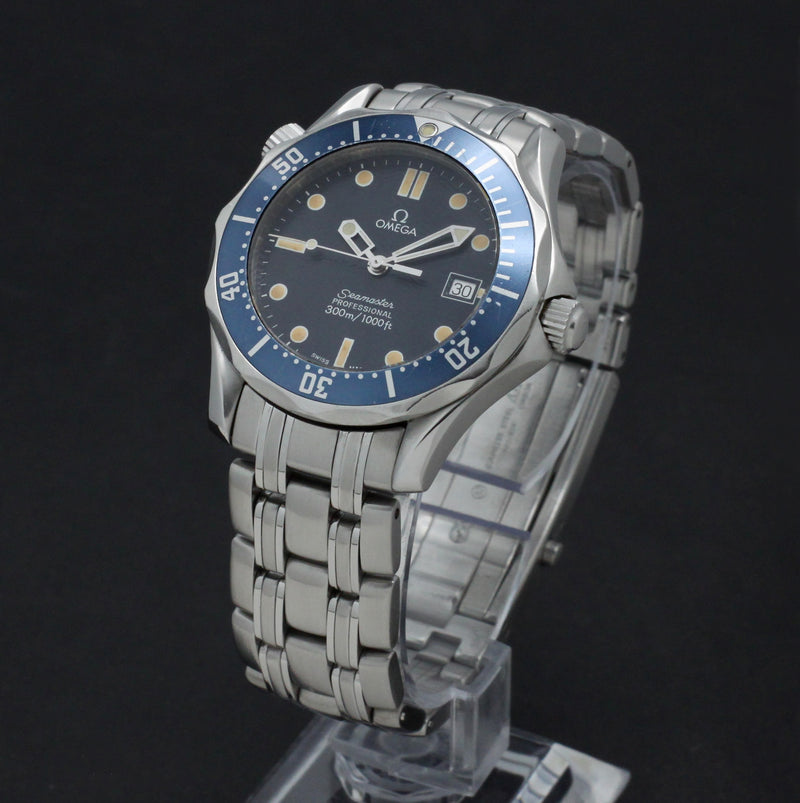 Omega Seamaster Diver 300 M 2561.80.00 - 1995 - Omega horloge - Omega kopen - Omega heren horloge - Trophies Watches