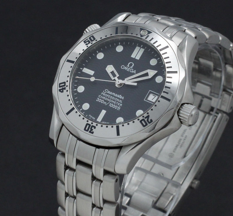 Omega Seamaster Diver 300 M 2552.80.00- 1999 - Omega horloge - Omega kopen - Omega heren horloge - Trophies Watches