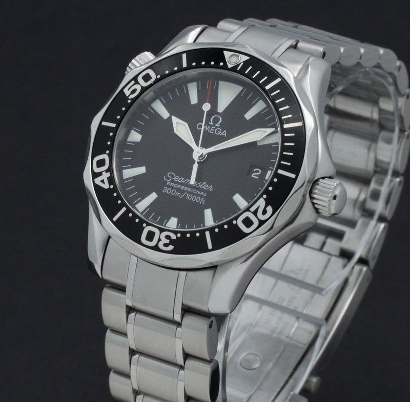 Omega Seamaster Diver 300 M 2262.50.00 - 2010 - Omega horloge - Omega kopen - Omega heren horloge - Trophies Watches