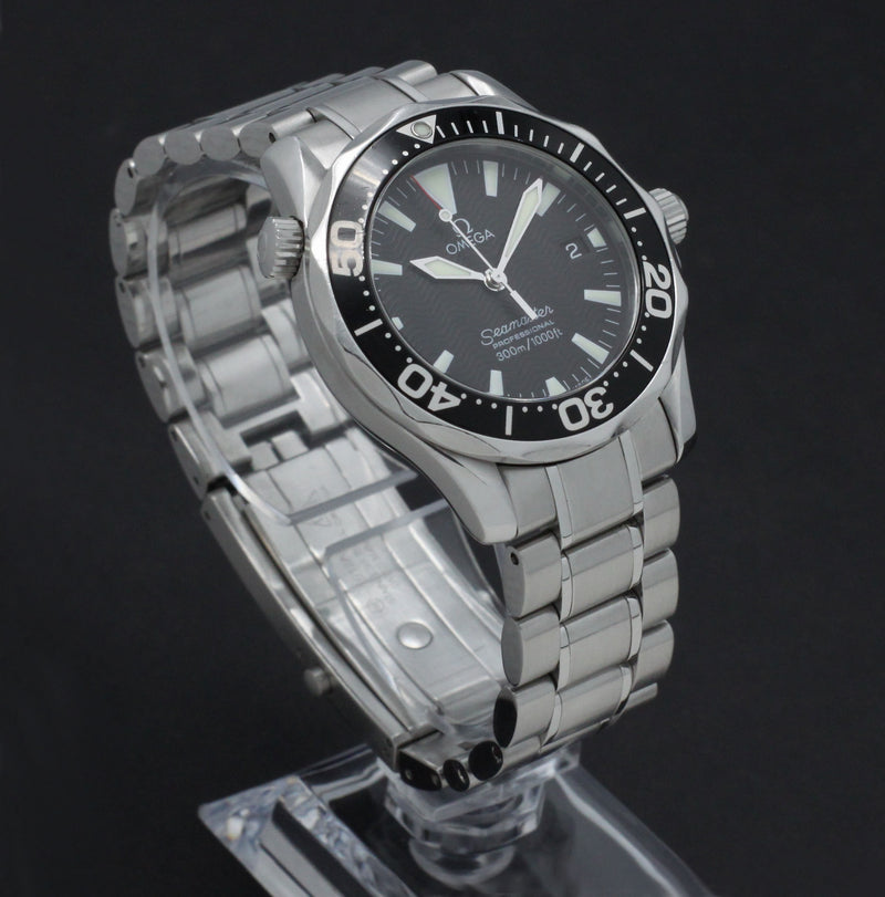 Omega Seamaster Diver 300 M 2262.50.00 - 2010 - Omega horloge - Omega kopen - Omega heren horloge - Trophies Watches