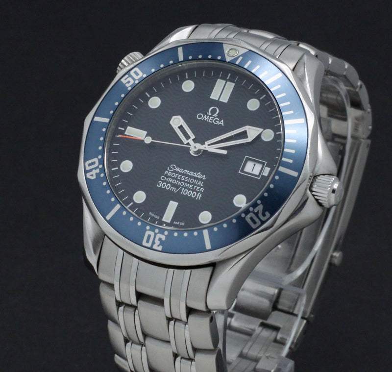 Omega Seamaster Diver 300 M 2531.80.00- 2001 - Omega horloge - Omega kopen - Omega heren horloge - Trophies Watches