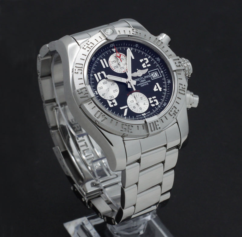 Breitling Avenger II A13381 - 2014 - Breitling horloge - Breitling kopen - Breitling heren horloge - Trophies Watches