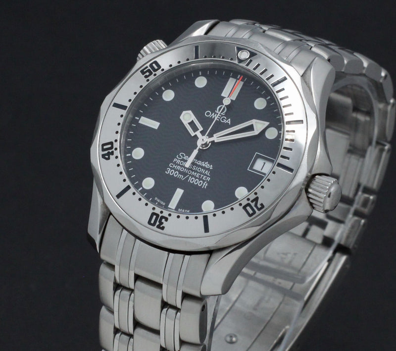 Omega Seamaster Diver 300 M 2552.80.00- 1999 - Omega horloge - Omega kopen - Omega heren horloge - Trophies Watches