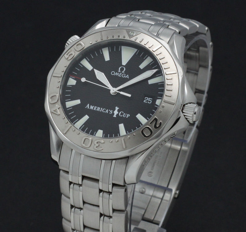 Omega Seamaster Diver 300 M 2533.50.00 - 2000 - Omega horloge - Omega kopen - Omega heren horloge - Trophies Watches