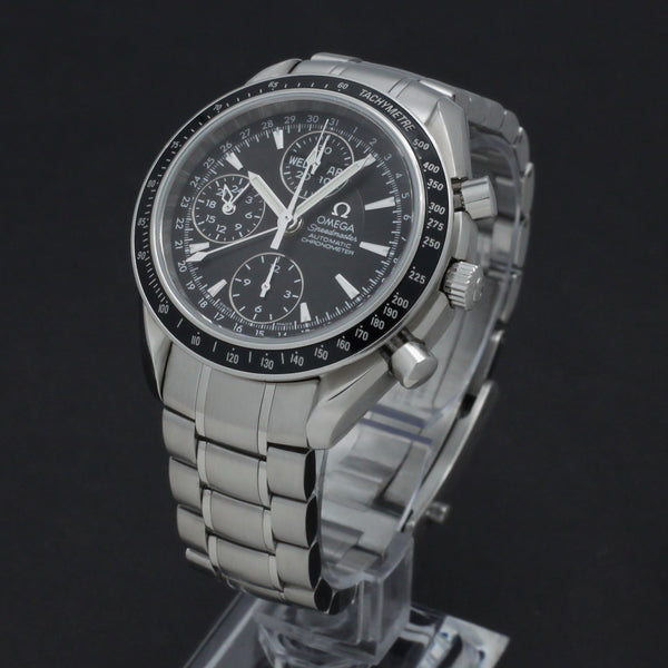 Omega Speedmaster Day Date 3220.50.00 - 2013 - Omega horloge - Omega kopen - Omega heren horloge - Trophies Watches