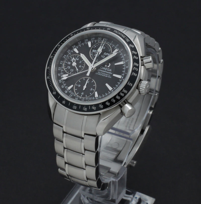 Omega Speedmaster Day Date 3220.50.00 - 2013 - Omega horloge - Omega kopen - Omega heren horloge - Trophies Watches