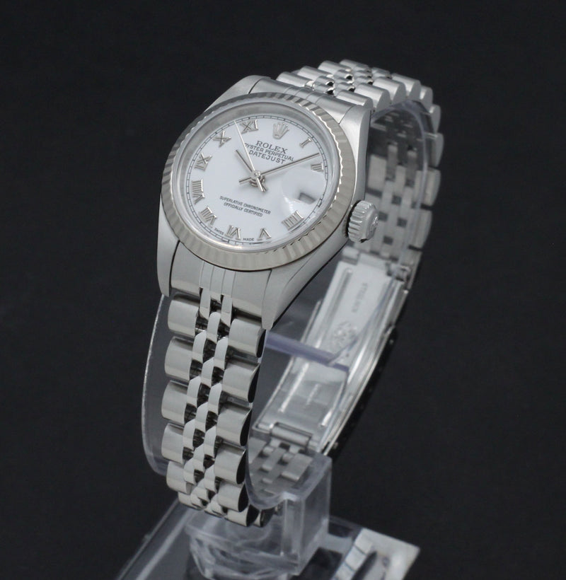 Rolex Oyster Perpetual Lady Datejust 79174 - 2004 - Rolex horloge - Rolex kopen - Rolex dames horloge - Trophies Watches