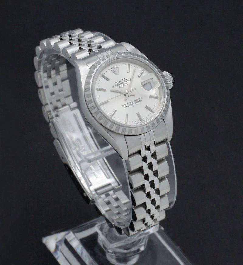 Rolex Oyster Perpetual Lady Date 79240 - 2006 - Rolex horloge - Rolex kopen - Rolex dames horloge - Trophies Watches