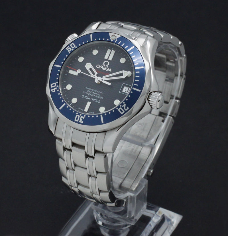 Omega Seamaster Diver 300 M 2222.80.00 - 2014 - Omega horloge - Omega kopen - Omega heren horloge - Trophies Watches