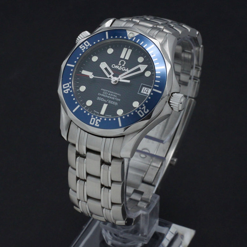 Omega Seamaster Diver 300 M 2222.80.00 - 2009 - Omega horloge - Omega kopen - Omega heren horloge - Trophies Watches