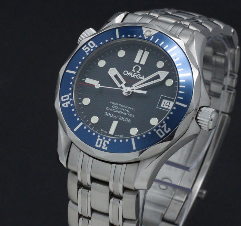 Omega Seamaster Diver 300 M 2222.80.00 - 2009 - Omega horloge - Omega kopen - Omega heren horloge - Trophies Watches