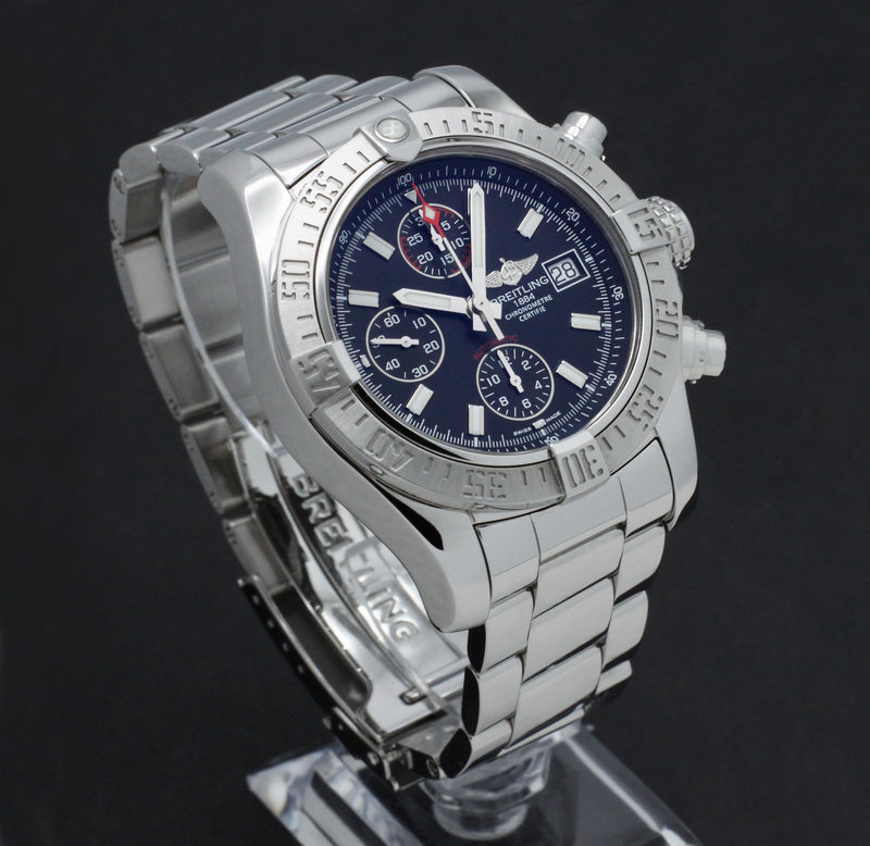 Breitling Avenger II A13381 - 2014 - Breitling horloge - Breitling kopen - Breitling heren horloge - Trophies Watches