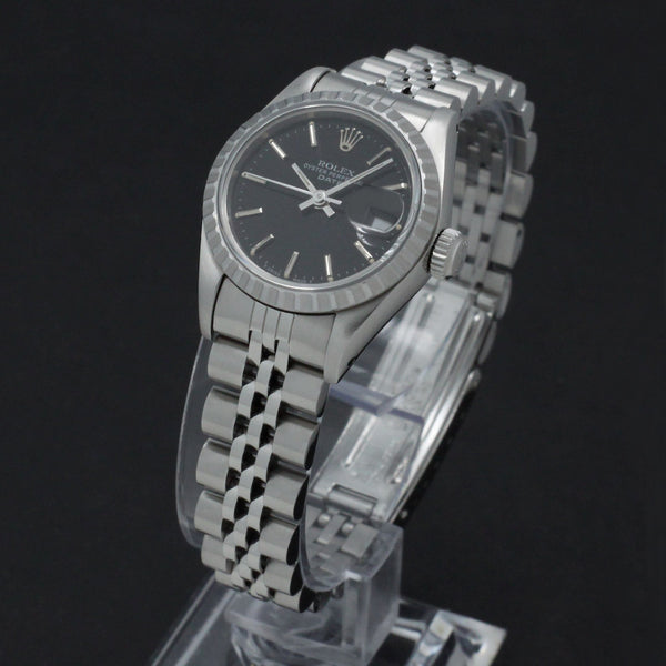 Rolex Oyster Perpetual Lady Date 69240 - 1990 - Rolex horloge - Rolex kopen - Rolex dames horloge - Trophies Watches