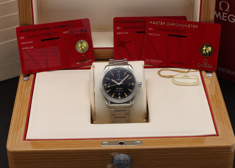 Omega Seamaster Railmaster 220.10.40.20.01.001 - 2018 - Omega horloge - Omega kopen - Omega heren horloge - Trophies Watches