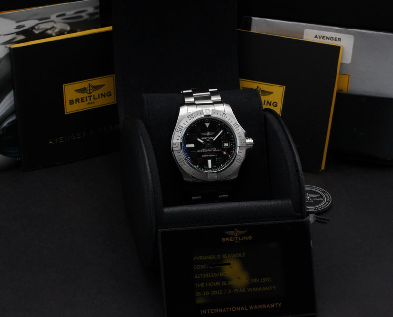 Breitling Avenger II A1733110 - 2015 - Breitling horloge - Breitling kopen - Breitling heren horloge - Trophies Watches