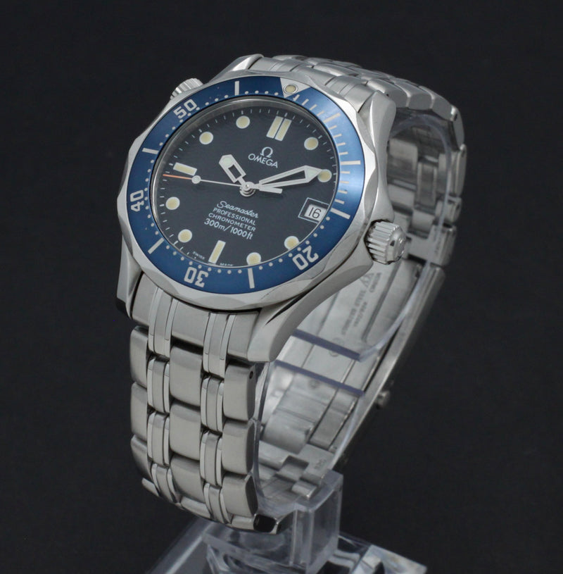 Omega Seamaster Diver 300 M 2551.80.00- 1999 - Omega horloge - Omega kopen - Omega heren horloge - Trophies Watches