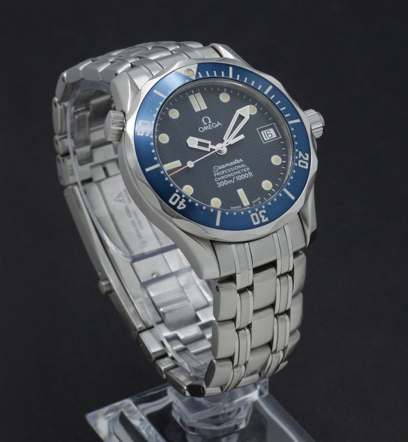 Omega Seamaster Diver 300 M 2551.80.00- 1999 - Omega horloge - Omega kopen - Omega heren horloge - Trophies Watches