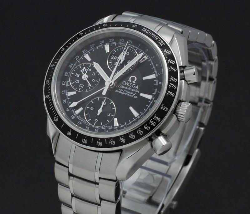 Omega Speedmaster Day Date 3220.50.00 - 2010 - Omega horloge - Omega kopen - Omega heren horloge - Trophies Watches