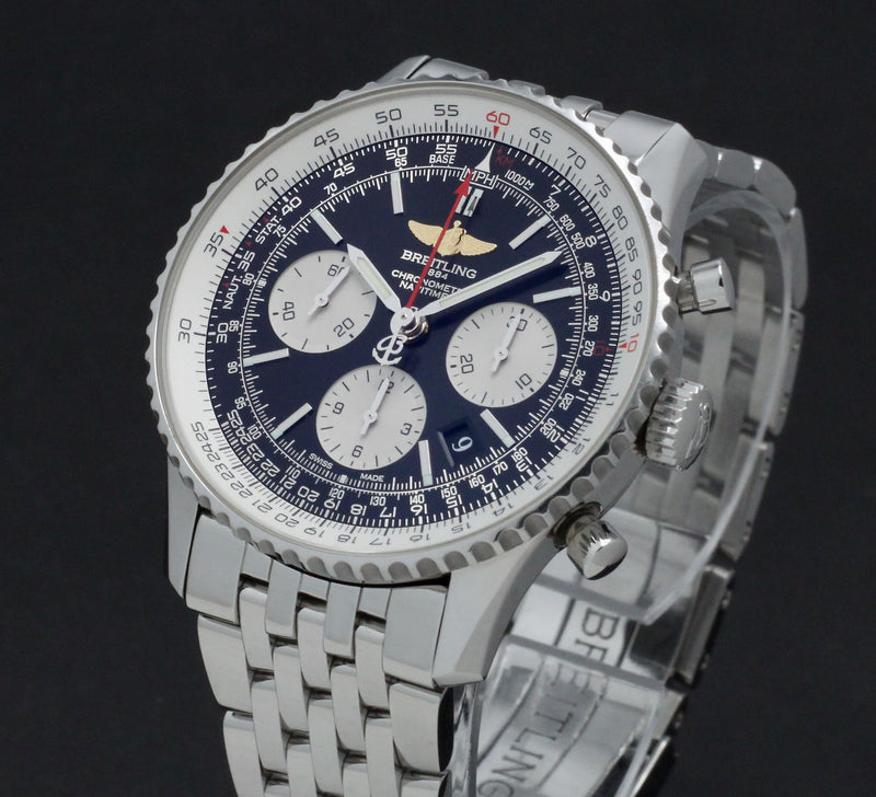 Breitling Navitimer 01 AB0120 - 2016 - Breitling horloge - Breitling kopen - Breitling heren horloge - Trophies Watches