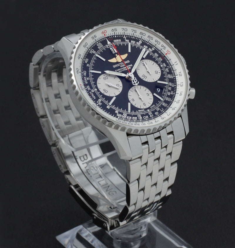 Breitling Navitimer 01 AB0120 - 2016 - Breitling horloge - Breitling kopen - Breitling heren horloge - Trophies Watches