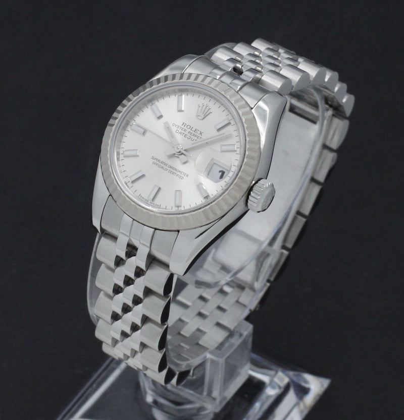 Rolex Oyster Perpetual Lady Datejust 179174 - 2009 - Rolex horloge - Rolex kopen - Rolex dames horloge - Trophies Watches