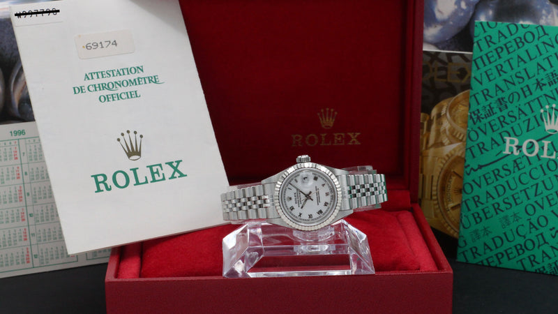 Rolex Oyster Perpetual Lady Datejust 69174 - 1996 - Rolex horloge - Rolex kopen - Rolex dames horloge - Trophies Watches