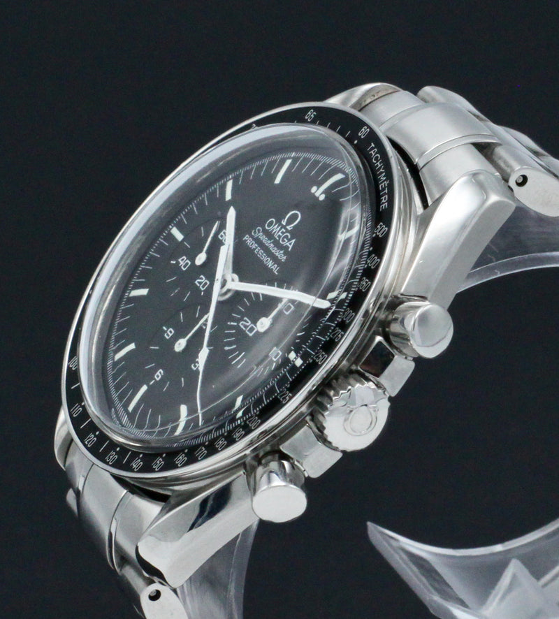 Omega Speedmaster 3570.50.00 - 2005 - Omega horloge - Omega kopen - Omega heren horloges - Trophies Watches