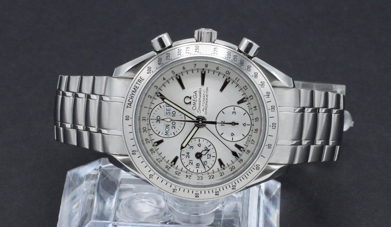 Omega Speedmaster Day Date 3221.30 - 2007 - Omega horloge - Omega kopen - Omega heren horloge - Trophies Watches