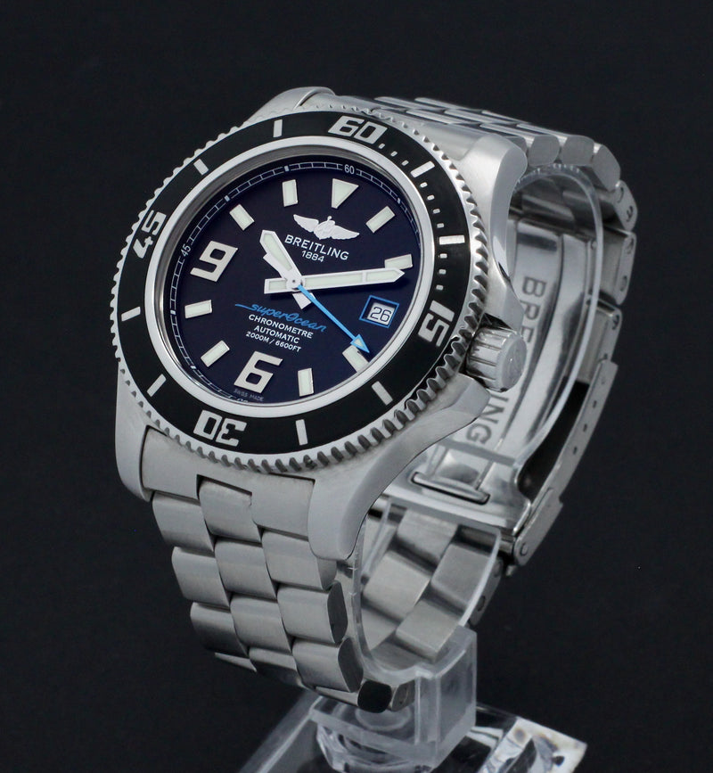 Breitling Superocean 44 A1739102 - 2013 - Breitling horloge - Breitling kopen - Breitling heren horloge - Trophies Watches