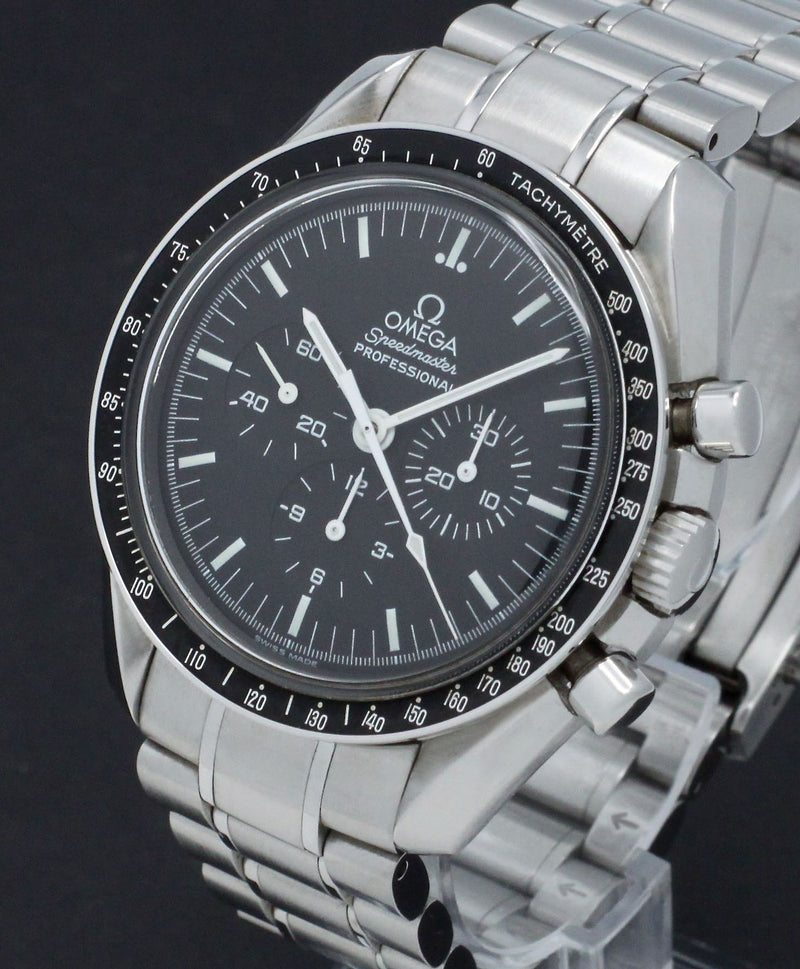 Omega Speedmaster 3570.50.00 - 2000 - Omega horloge - Omega kopen - Omega heren horloges - Trophies Watches