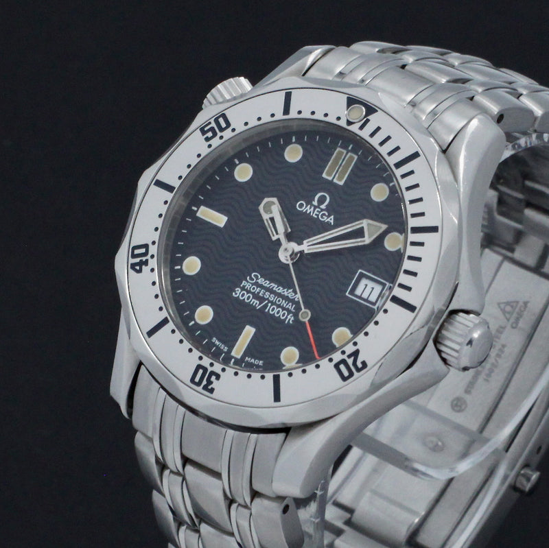 Omega Seamaster Diver 300 M 2562.80.00 - 1995 - Omega horloge - Omega kopen - Omega heren horloge - Trophies Watches