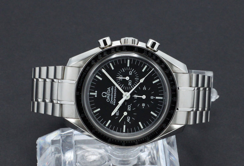 Omega Speedmaster 3570.50.00 - 2000 - Omega horloge - Omega kopen - Omega heren horloges - Trophies Watches