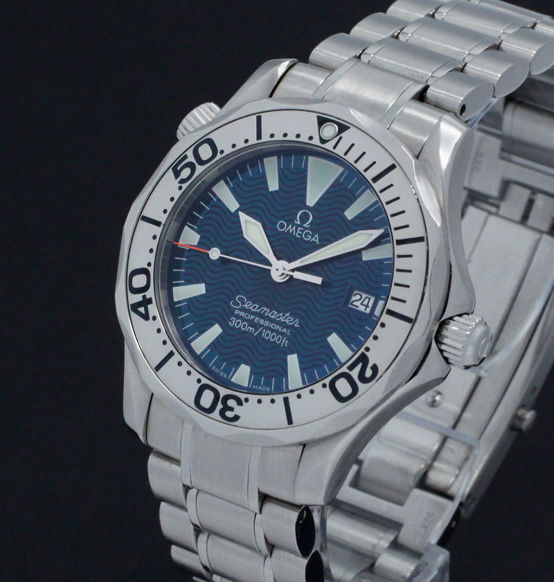 Omega Seamaster Diver 300 M 2263.80.00 - 1998 - Omega horloge - Omega kopen - Omega heren horloge - Trophies Watches