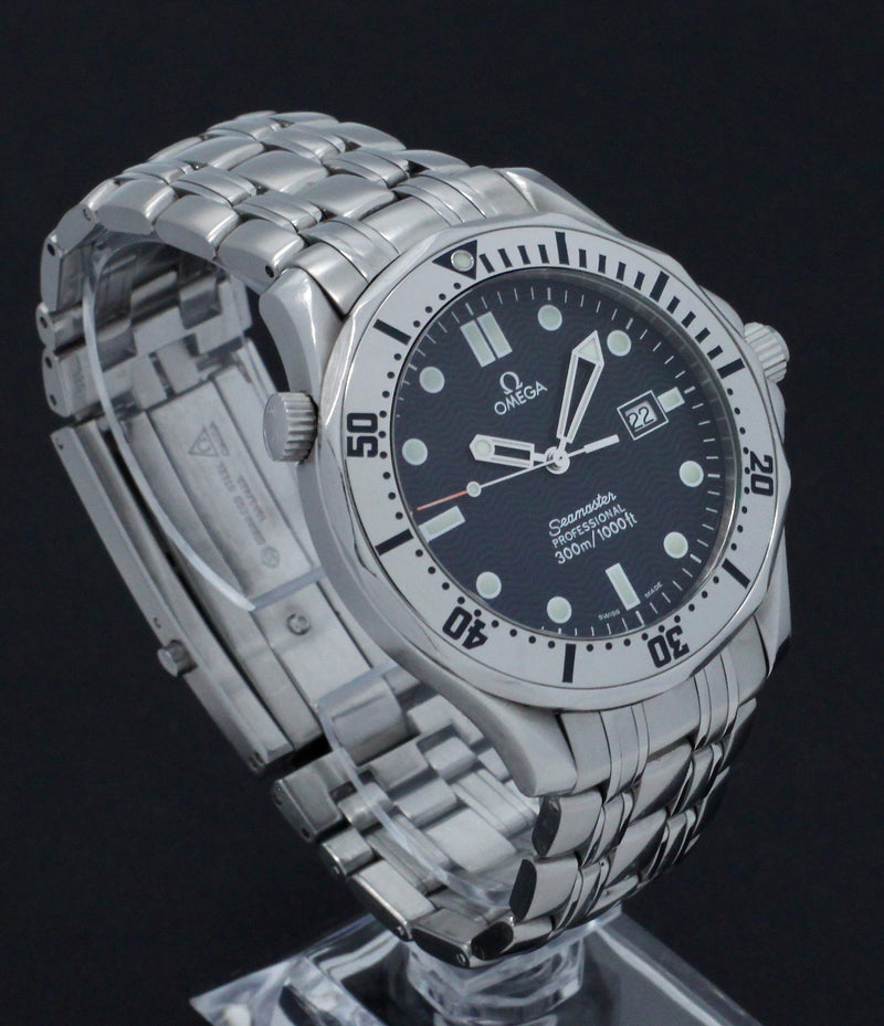 Omega Seamaster Diver 300 M 2542.80.00 - 1998 - Omega horloge - Omega kopen - Omega heren horloge - Trophies Watches