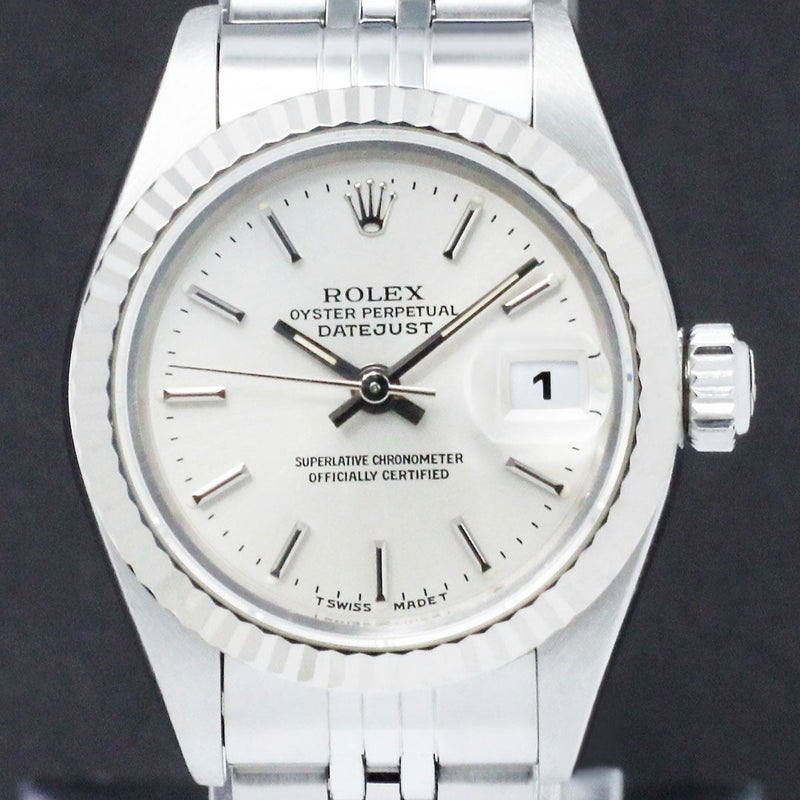 Rolex Oyster Perpetual Lady Datejust 69174 - 1999 - Rolex horloge - Rolex kopen - Rolex dames horloge - Trophies Watches