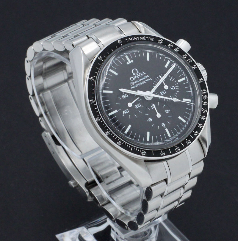 Omega Speedmaster 3570.50.00 - 2000 - Omega horloge - Omega kopen - Omega heren horloges - Trophies Watches