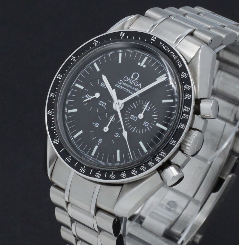 Omega Speedmaster Apollo Xvii 3574.51.00 - 2000 - Omega horloge - Omega kopen - Omega heren horloges - Trophies Watches