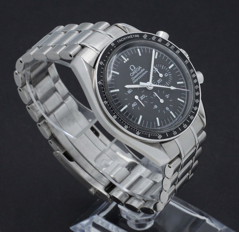 Omega Speedmaster Apollo Xvii 3574.51.00 - 2000 - Omega horloge - Omega kopen - Omega heren horloges - Trophies Watches