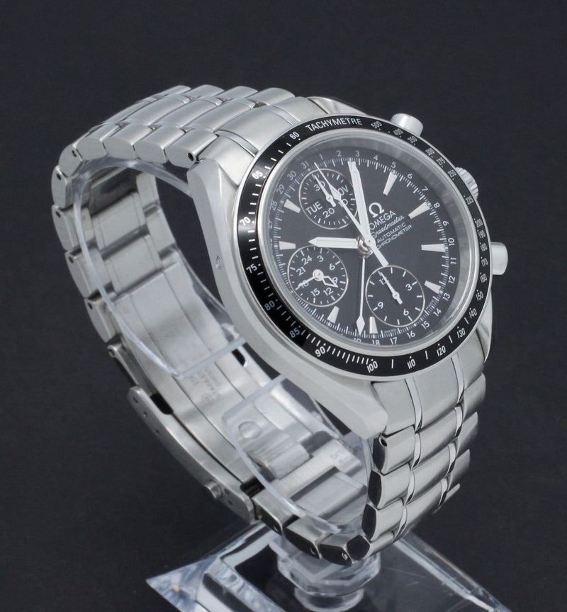 Omega Speedmaster Day Date 3220.50.00 - 2016 - Omega horloge - Omega kopen - Omega heren horloge - Trophies Watches