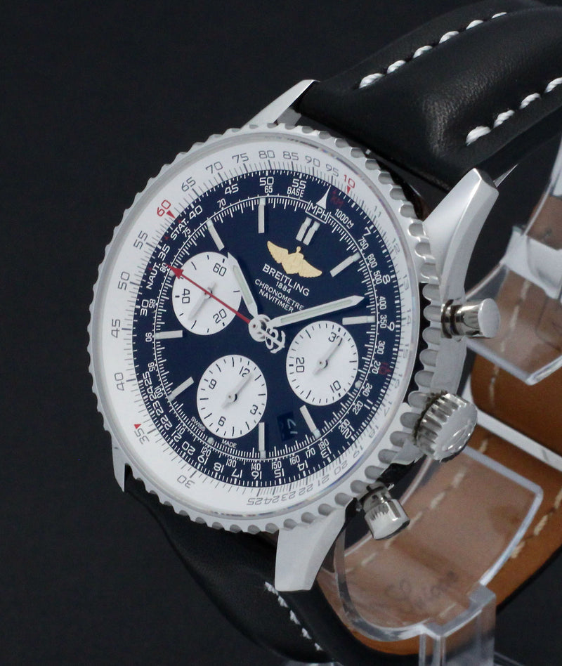 Breitling Navitimer 01 AB0120 - Breitling horloge - Breitling kopen - Breitling heren horloge - Trophies Watches