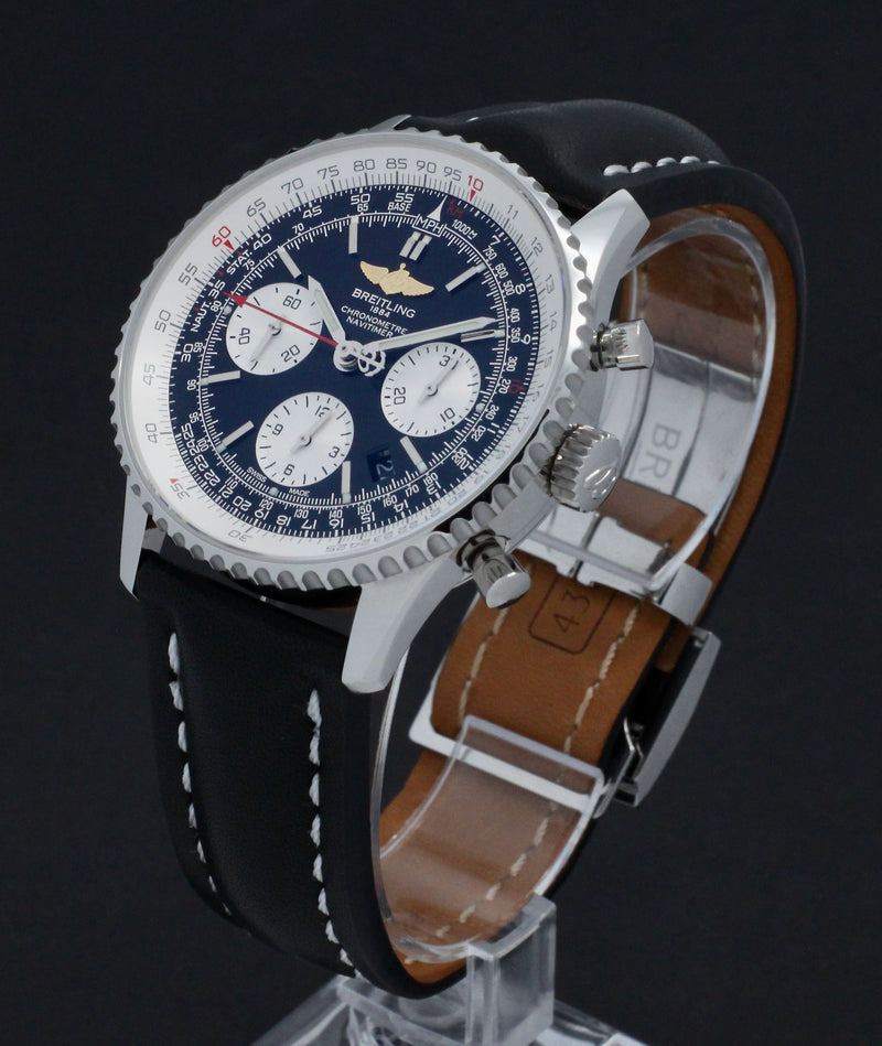 Breitling Navitimer 01 AB0120 - Breitling horloge - Breitling kopen - Breitling heren horloge - Trophies Watches